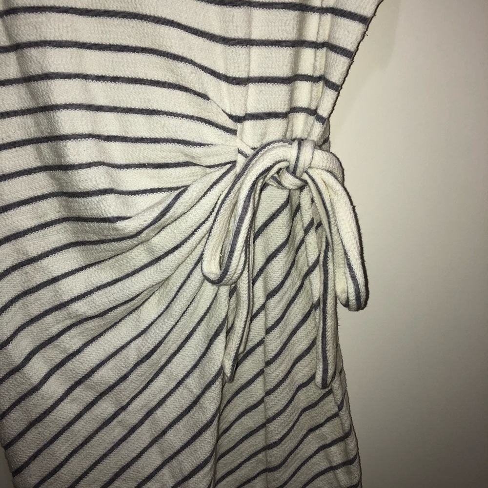 Ann Taylor LOFT Sz XS Sleeveless Belted Dress - Picture 4 of 8